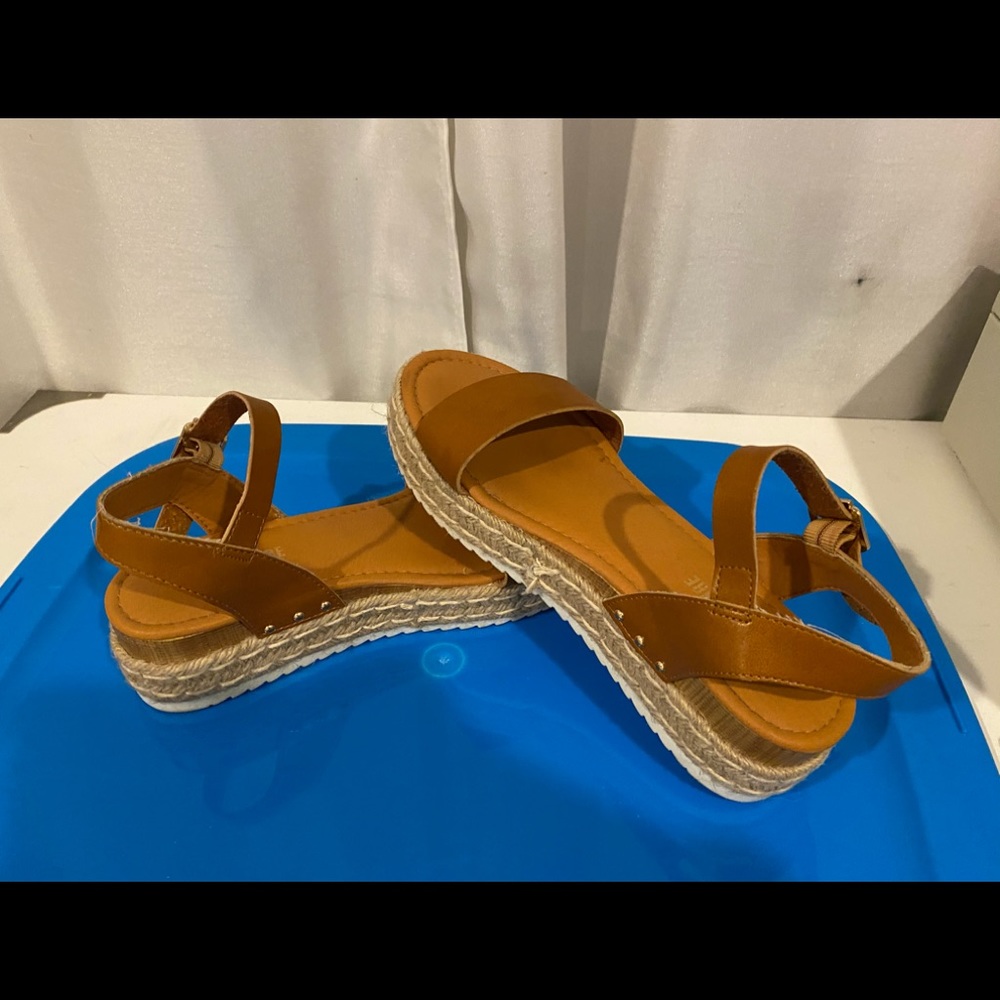 comfy brown sandals